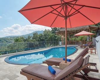 Attara Hills Sunset Villa Senggigi - Senggigi - Pool