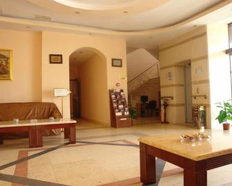 Hotel Sir Colentina - Bucharest - Lobby