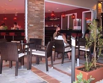 Mythos Beach Hotel Apartments - Maleme - Restaurant