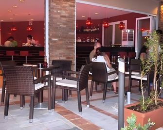 Mythos Beach Hotel - Maleme - Restaurant