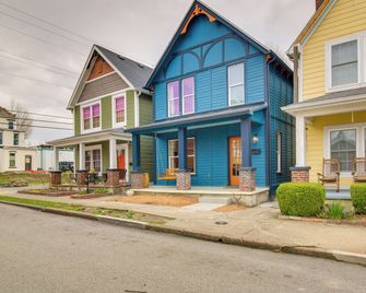 Indiana Vacation Rental Walk to Madison Main St! - Madison - Building