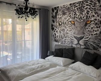 Enjoyit Rooms - Velden am Wörthersee - Makuuhuone