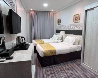 Al Saha Hotel by Sedra International - Medina - Bedroom