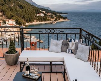 Villa Amore Brela - ברלה - מרפסת