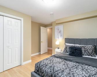 Cozy and Comfortable 2 bedroom house - Moncton - Habitación