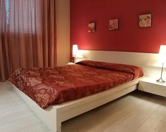 Cavalieri del Tau - Lucca - Bedroom