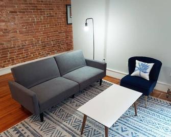 Adams Morgan, Charming, 1 Bedroom Walk Everywhere! - Washington DC - Salon