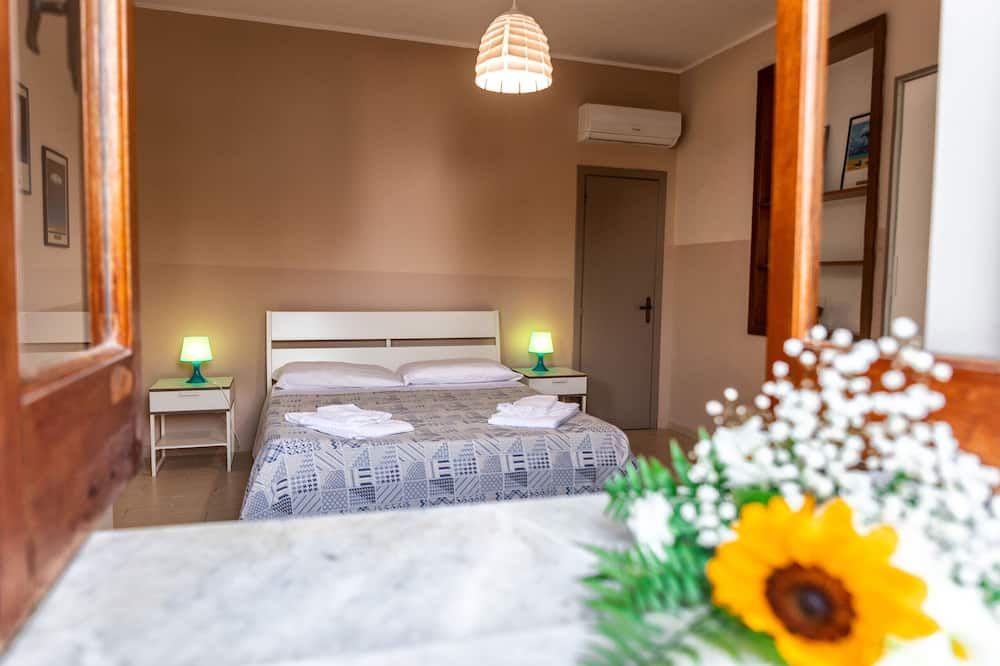 Capo Baia Verde Sea Resort - Capo d'Orlando - Schlafzimmer