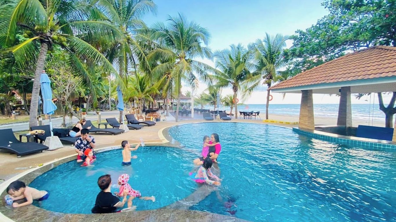 Alongkot Beach Resort Khanom
