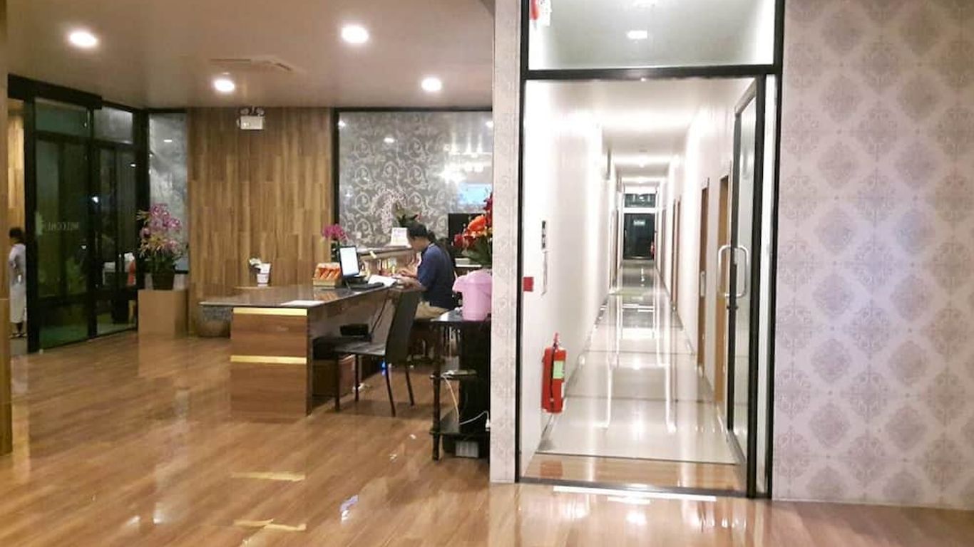 Tawan Anda Garden Hotel