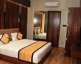 Rudra Royals - Shirdi - Slaapkamer
