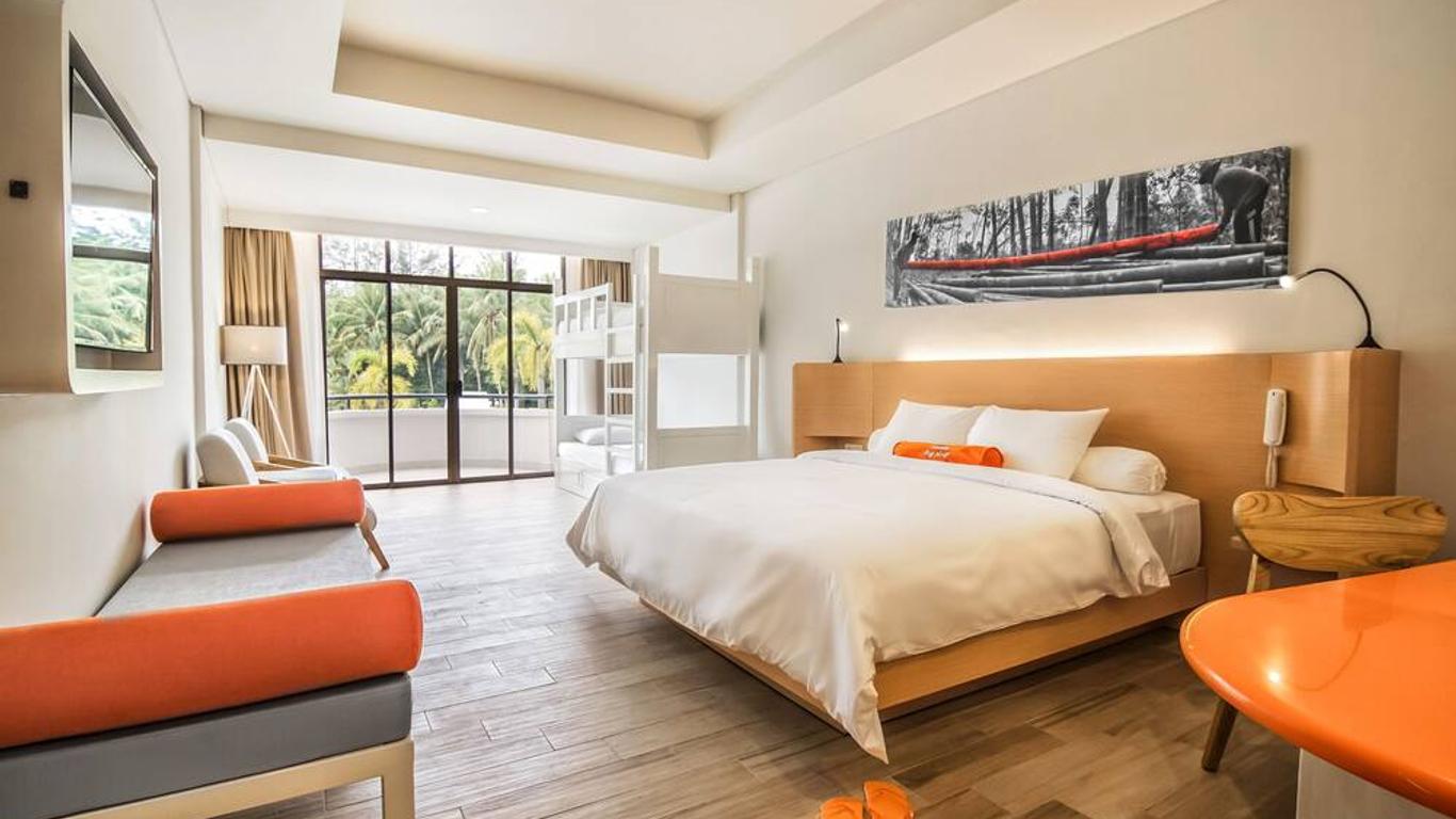 Harris Resort Batam Waterfront