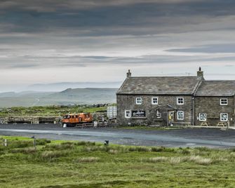 The Tan Hill Inn - Richmond - Byggnad