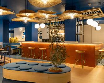 ibis Styles Zaragoza Centro - זראגוזה - בר