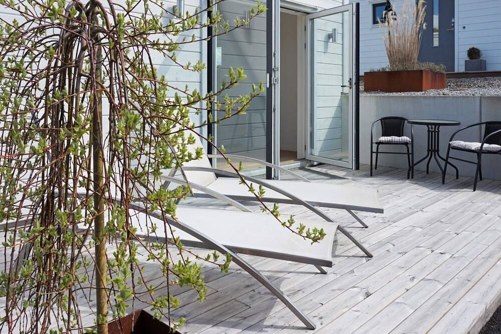 2 Person Holiday Home in Marstrand - Marstrand - Patio