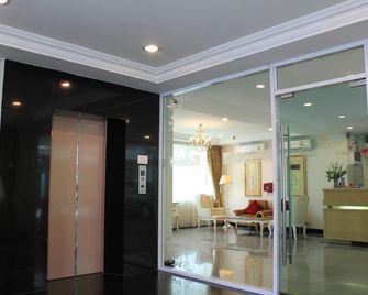 Romance Hotel Srinakarin - Bangkok - Resepsjon