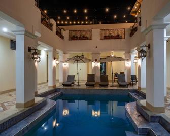 Gran Hotel Victoria - Rivas - Pool