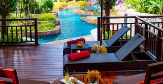 Intercontinental Pattaya Resort, An IHG Hotel - פאטאיה - פטיו
