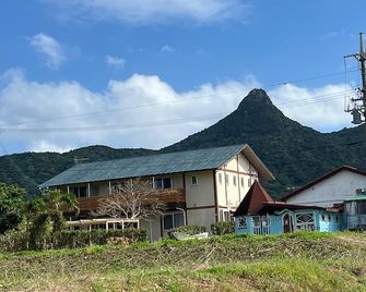 Ishigaki Island Inn Umisuzume - Ishigaki - Bâtiment
