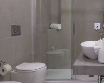 Mercury Beach Hotel - Sant'Antioco - Koupelna