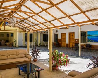Relax Residence Thoddoo Maldives - Thoddoo - Lobby