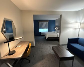 Holiday Inn Express & Suites Marble Falls By IHG - Marble Falls