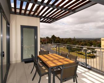 Apartments @ Glen Waverley - Glen Waverley - Balcony
