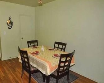 Cozy Appartment - Yonkers - Dining room