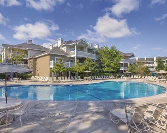 Best Wine Country Has To Offer ! - Windsor - Pool