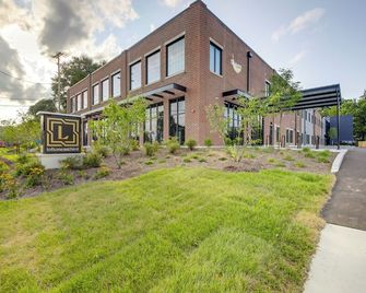 Bloomington Apartment - Walk to IU Campus and Mall! - Bloomington - Building