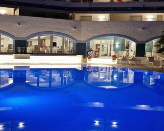 Hotel Poseidon - Belvedere Marittimo - Pool