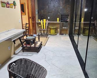 Casa Dimmig Bed & Breakfast Arraial d Ajuda - פורטו סגורו - מרפסת