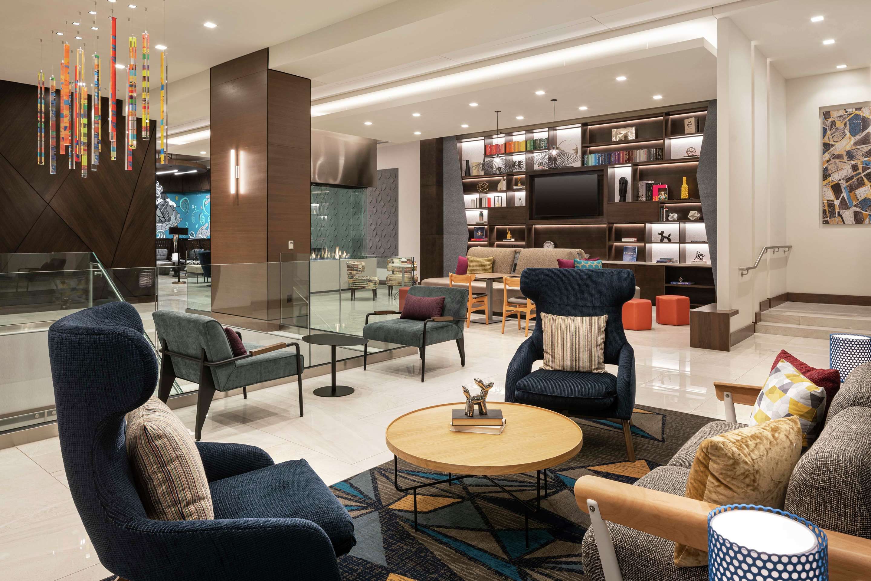 Home2 Suites by Hilton Denver Downtown Convention Center - Denver - Lounge