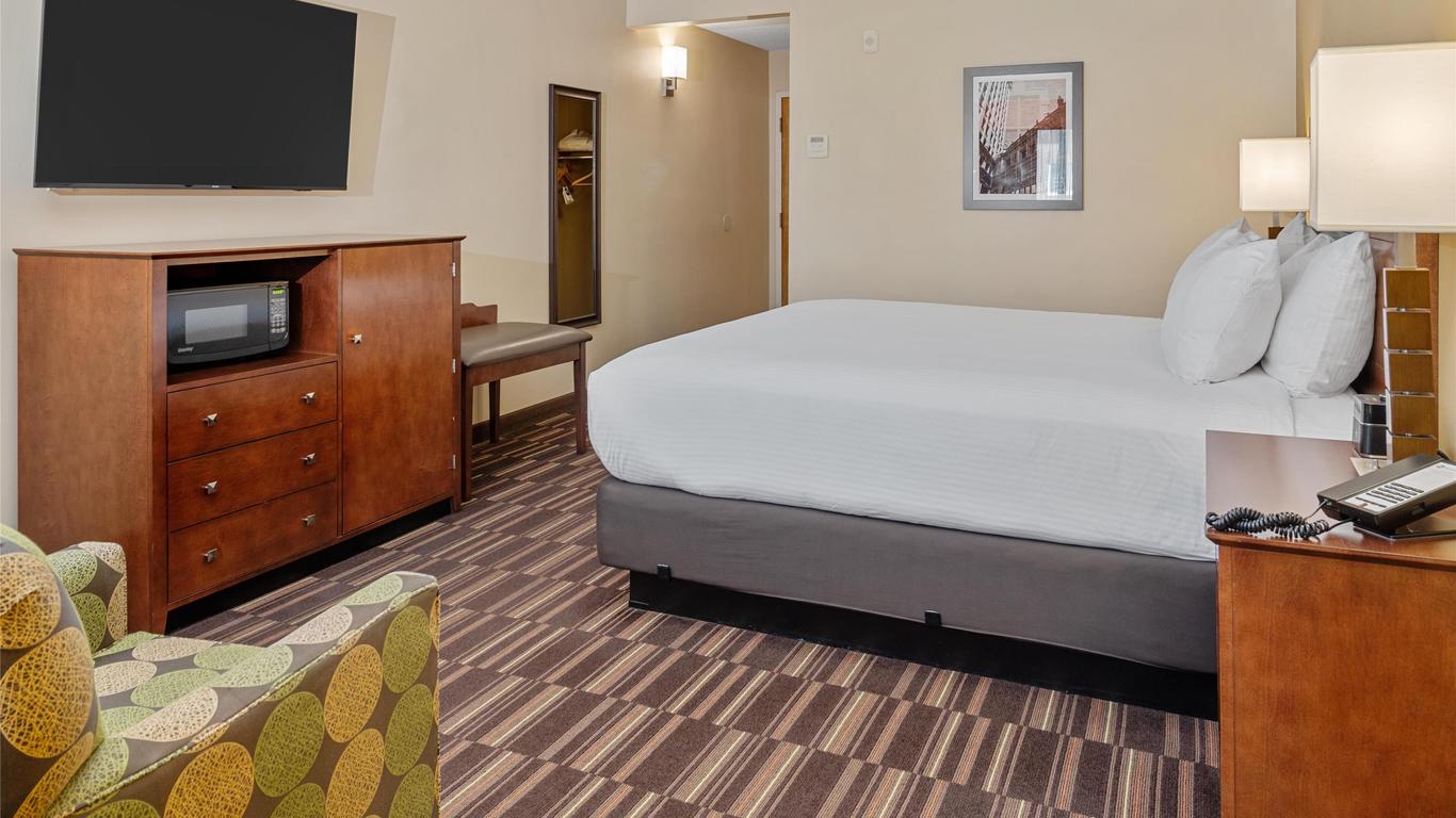 Best Western Falcon Plaza - Bowling Green