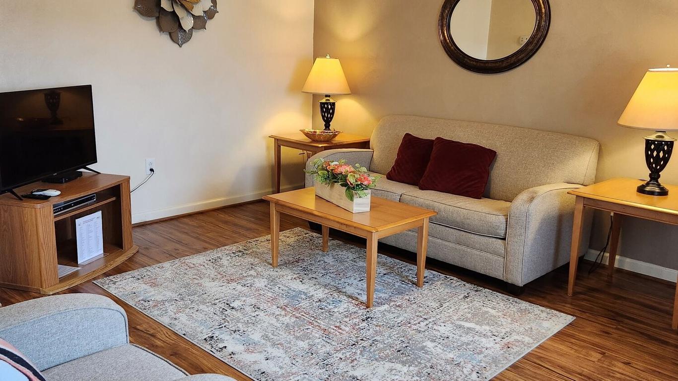 Affordable Corporate Suites Roanoke - Florist Road