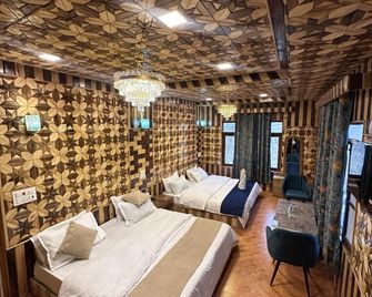 Himalaya Discover Resort - Pahalgam - Living room