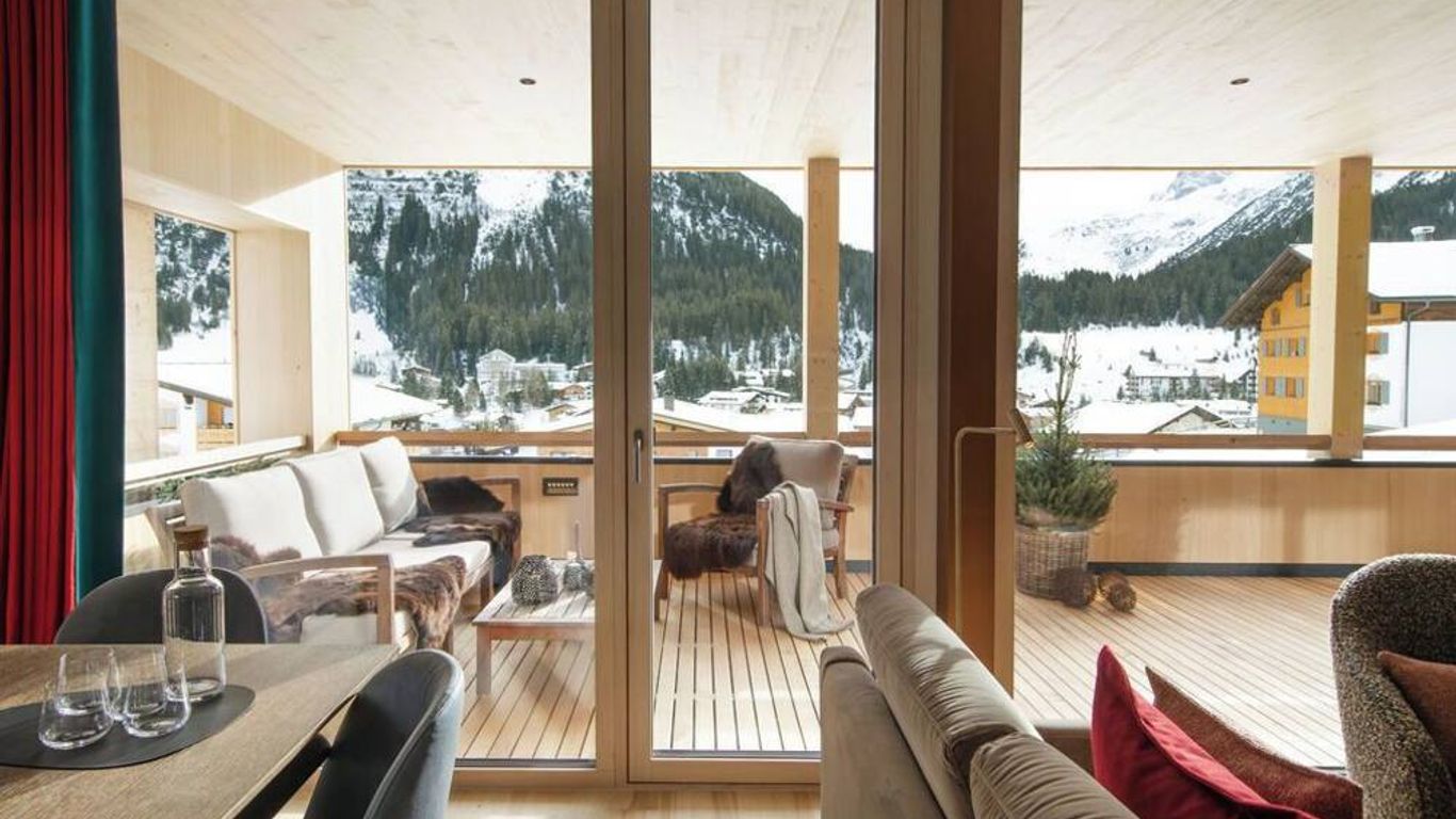 Hotel Schranz - Ski In & Ski Out