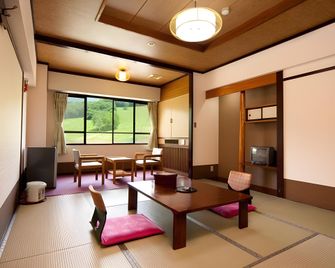 Hotel Sunbird - Minakami - Bedroom