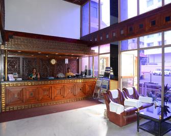 Hotel City Tower Coimbatore - Coimbatore - Front desk