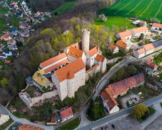 5 star vacation home/group accommodation Leipzig with W-Lan, parking, sauna, fireplace - Frohburg - Außenansicht