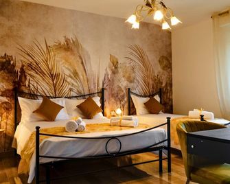 Villa Yucca - B&B and Glamping - Torano Nuovo - Bedroom