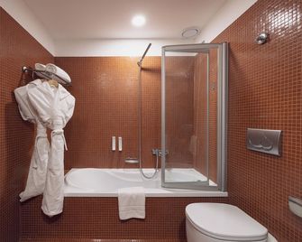 Eracle Hotel Selinunte - Marinella - Badkamer