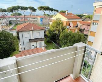 Luminoso, Versilia, Vicino al Mare - Marina di Carrara - Balcone