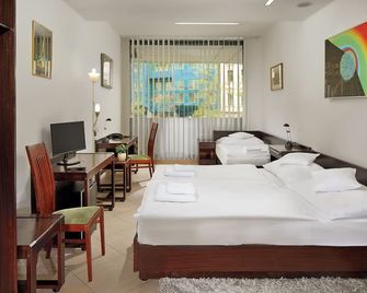 Hotel Ankora - Prague - Bedroom