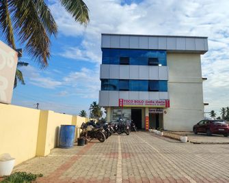 New Surya Deluxe Boarding & Lodging - Chikkaballapur - Building