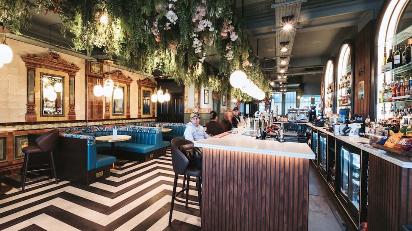 皇家酒店 - 摩爾甘比