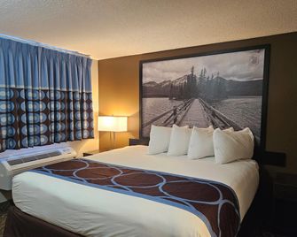 Super 8 by Wyndham Spruce Grove - Spruce Grove - Habitación