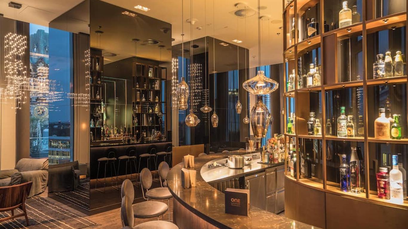 Motel One Berlin-Upper West
