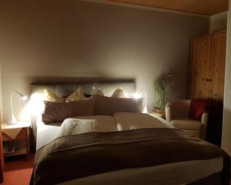 B&B Hotel das onkel fritz - Spital am Semmering - Bedroom