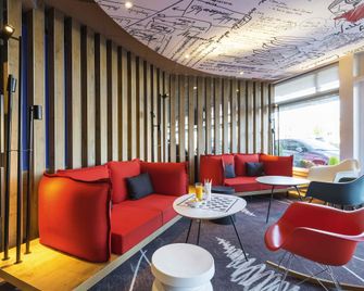 Ibis Deauville Centre - דואו-וויל - טרקלין